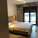 Dioscuri Luxury Apartment