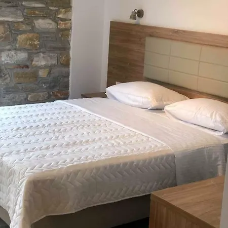 Dioscuri Luxury Apartment